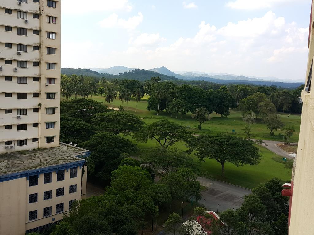 D Savoy Famosa * Malacca