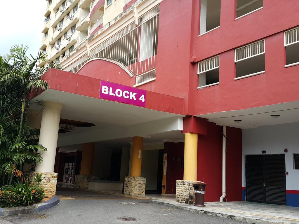 D Savoy Famosa Condo Apartment *