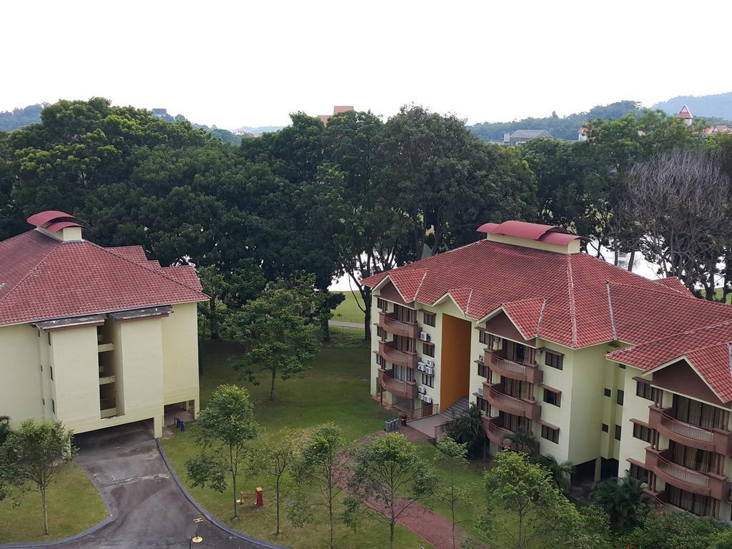 D Savoy Famosa Condo Malacca